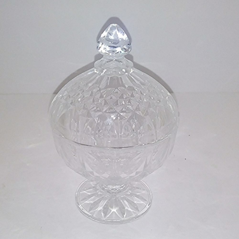 Cristal D’Arques Longchamp Pattern Lead Crystal pedestal Covered Candy Dish